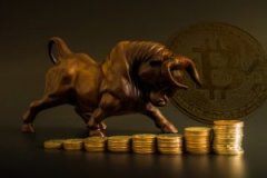 比特币在周六介绍：公牛队实验10,000美元，俄罗